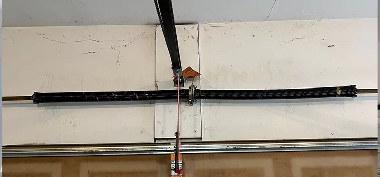Garage Door Cable Repair Near Me in Saint-Raymond, QC