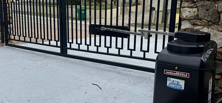 Seamless Installation and Support for Your New Gate in Saint-Raymond, QC