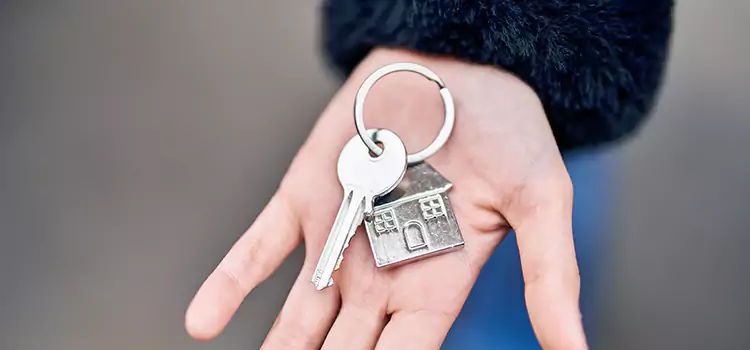 Trusted Broken Key Extraction Saint-Raymond