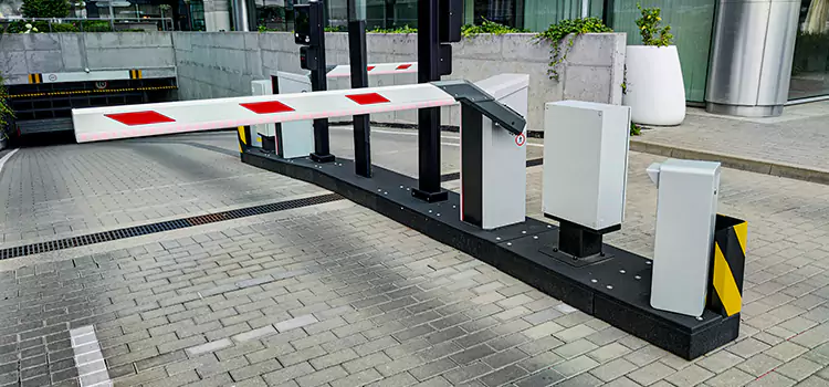 Custom Gate Design & Integration Saint-Raymond