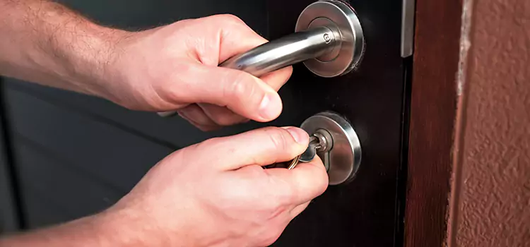 Door Closer Repair & Installation Saint-Raymond